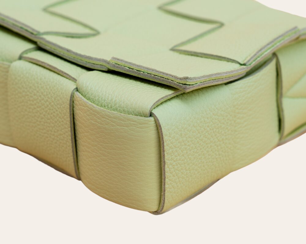 BOTTEGA VENETA CASSETTE INTRECCIATO - Image 8
