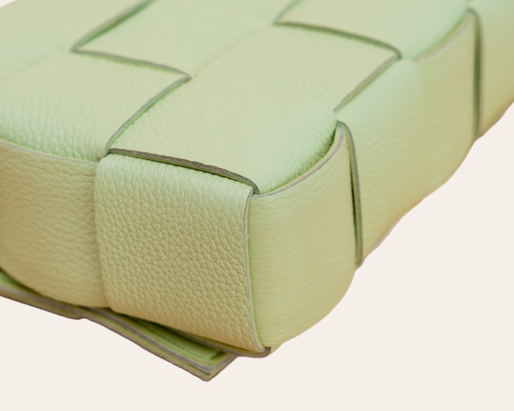 BOTTEGA VENETA CASSETTE INTRECCIATO - Image 9