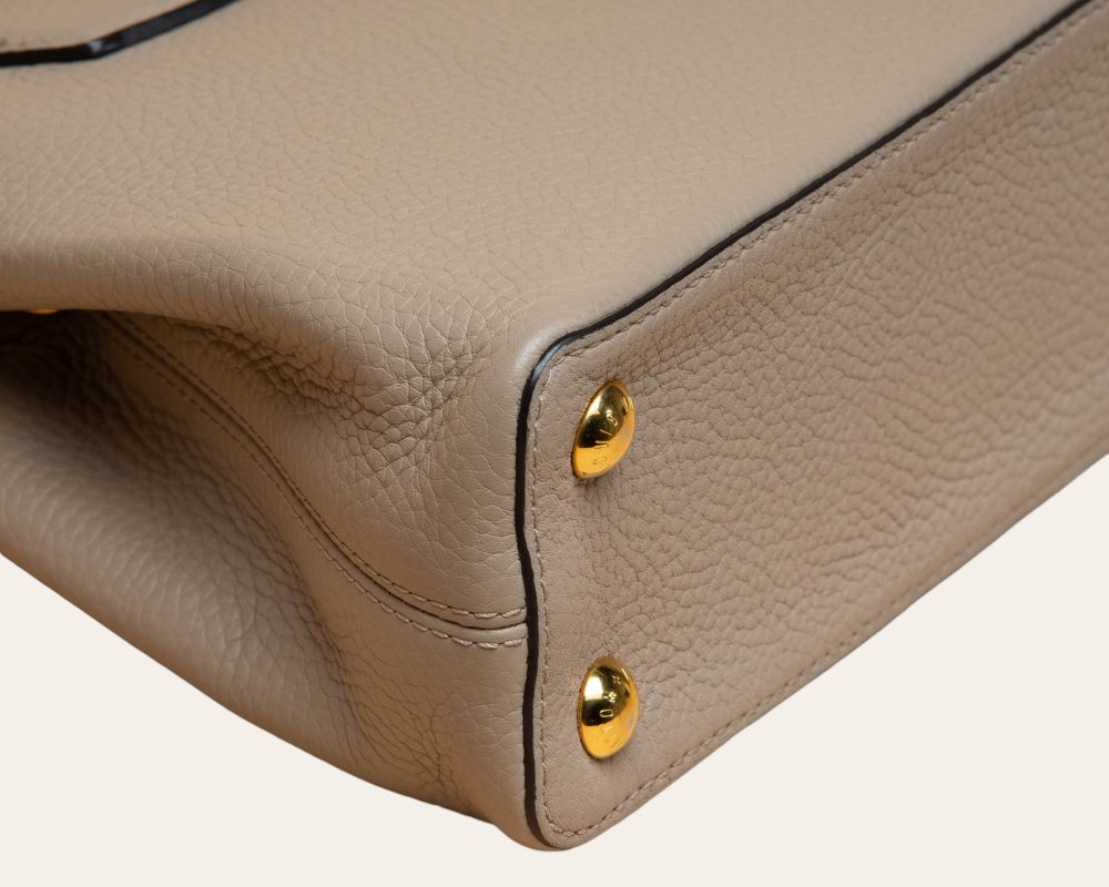 LV CAPUCINES BB - Image 12