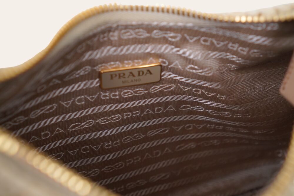 PRADA RE-EDITION MINI - Image 17