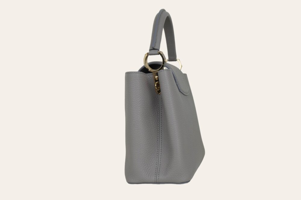 LV CAPUCINES MM MOONSTONE - Image 6