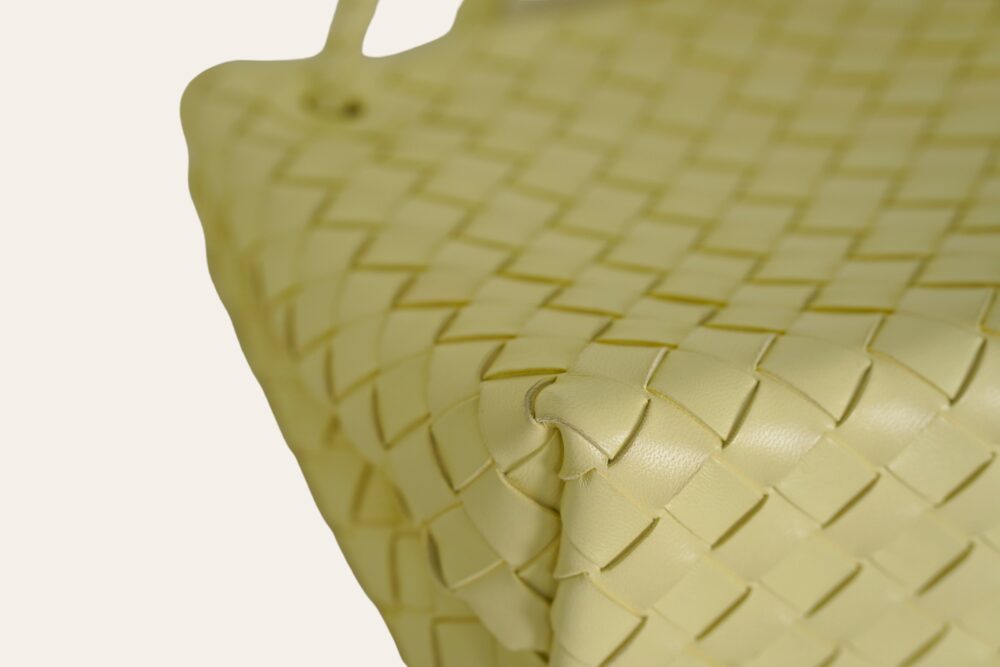 BOTTEGA VENETA ANDIAMO SMALL - Image 10