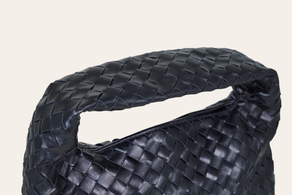 BOTTEGA VENETA HOP BAG - Image 3