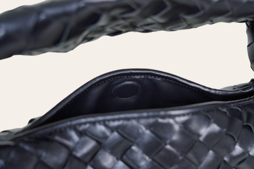 BOTTEGA VENETA HOP BAG - Image 5
