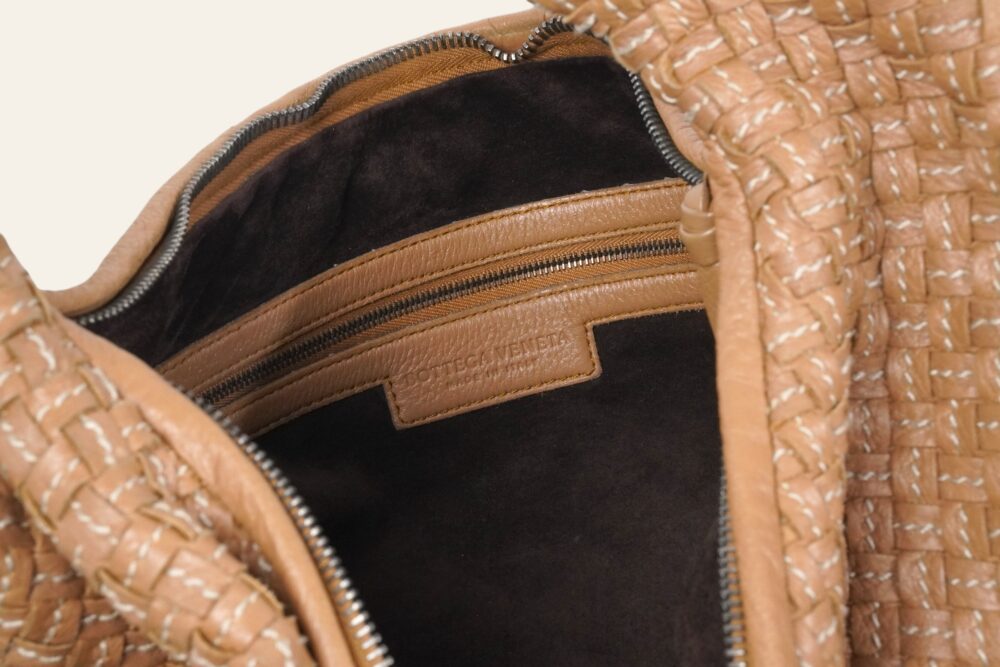 BOTTEGA VENETA VINTAGE HOBO - Image 14