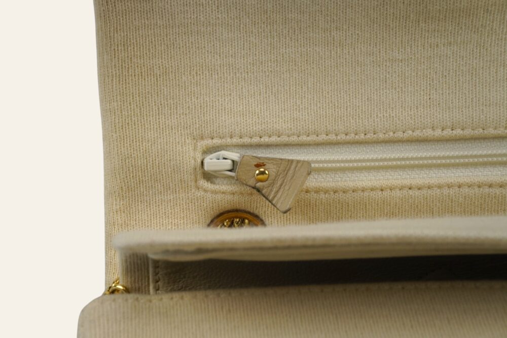 VINTAGE FLAP - Image 16