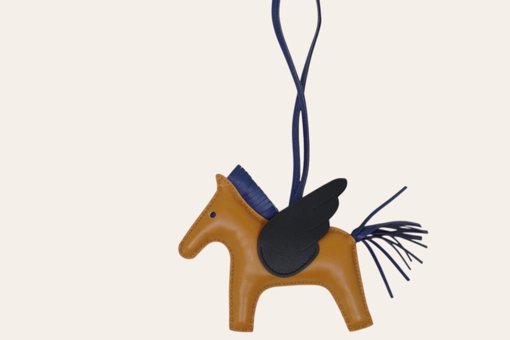 HERMÈS PEGASE CHARM - Image 2