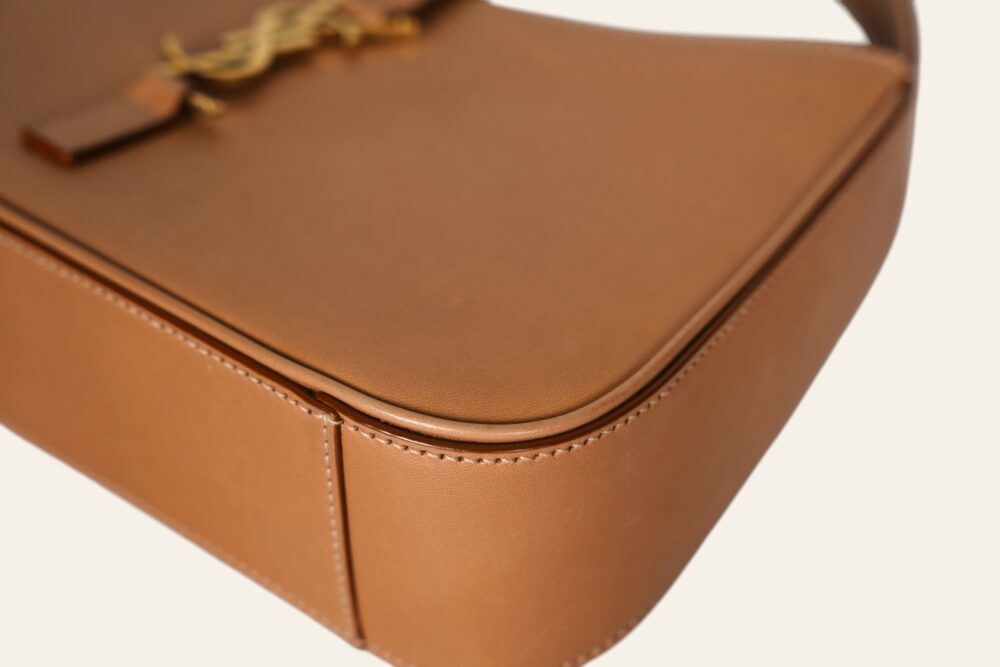 YSL LE 5 À 7 - Image 11