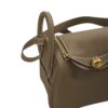 KCLUXURYBAGS HERMÈS LINDY 19 - Handle Detail View